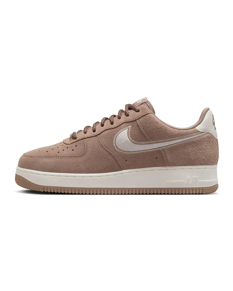 Tênis Nike Air Force 1 07 LV8 Trend F