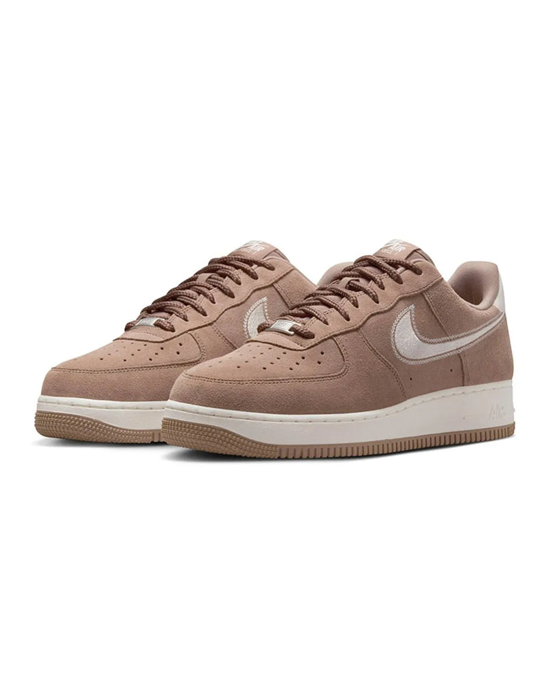 Tênis Nike Air Force 1 07 LV8 Trend F