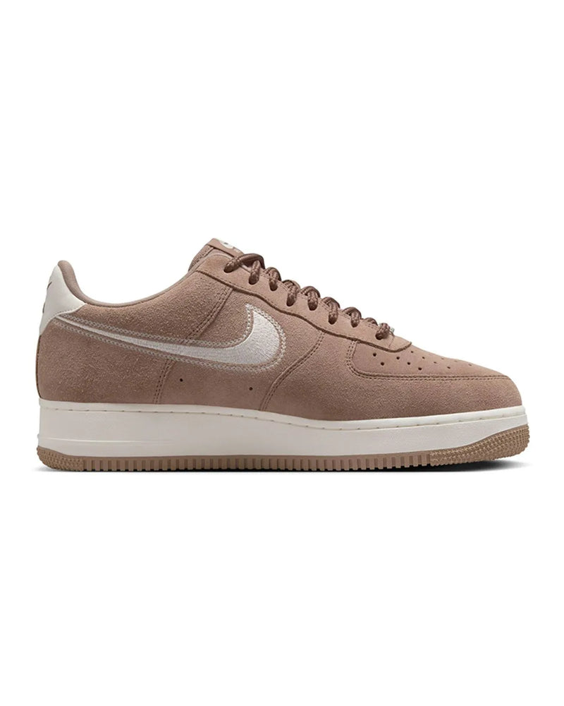 Tênis Nike Air Force 1 07 LV8 Trend F