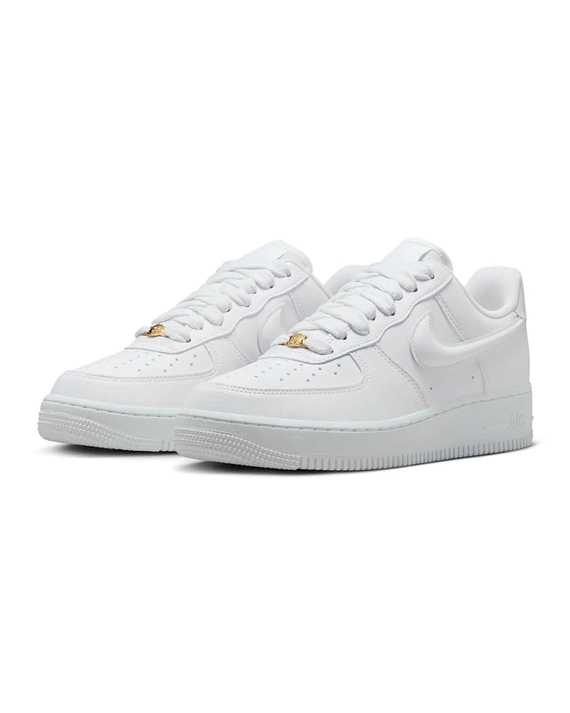 Tênis Nike Air Force 1 07 BRANCO GELO