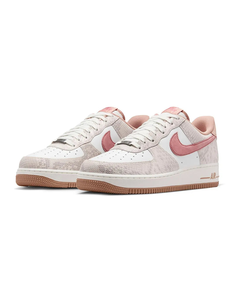 Tênis Nike Air Force 1 07 ROSA COBRA