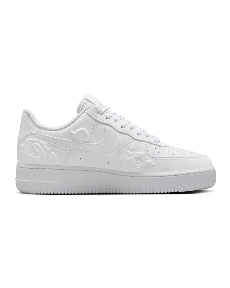 Tênis Nike Air Force 1 07