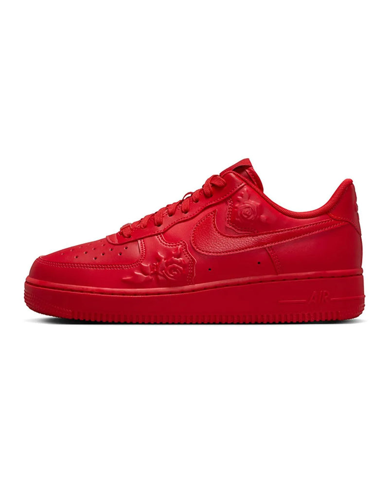 Tênis Nike Air Force 1 07